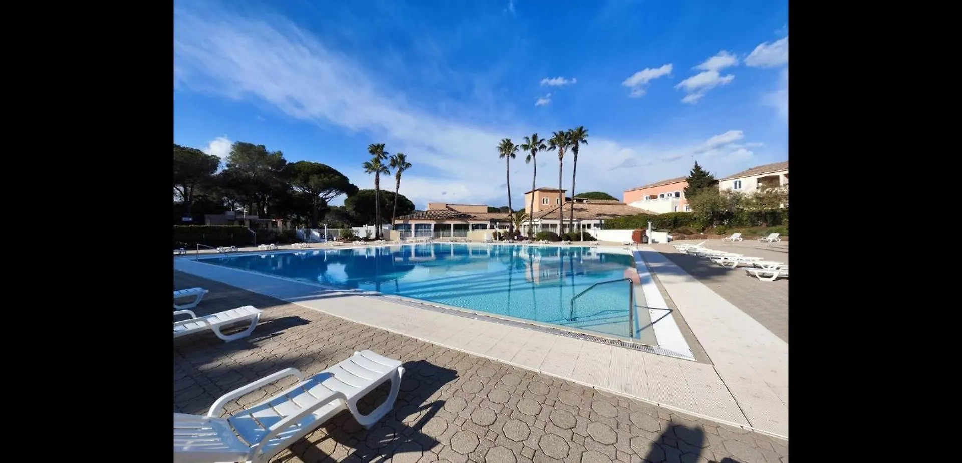 Le Papillon Maitiss Apartment Saint-Raphael